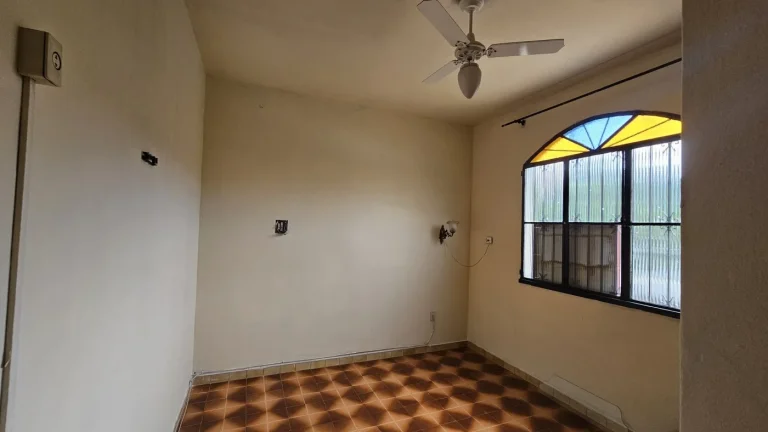 Imagem Casa para Venda em Rio de Janeiro, Senador Vasconcelos, 2 dormitórios, 2 banheiros, 2 vagas