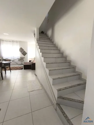 Imagem Casa Duplex com 2 Suítes à Venda em Praia de Santa Mônica - Guarapari/ES
