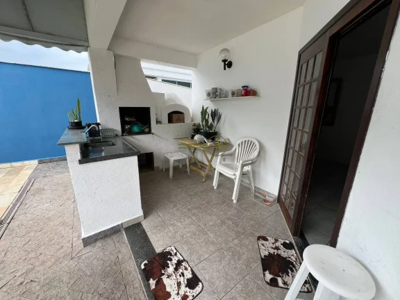 Imagem Casa térrea à venda no Condomínio Boungainvillée I em Peruíbe