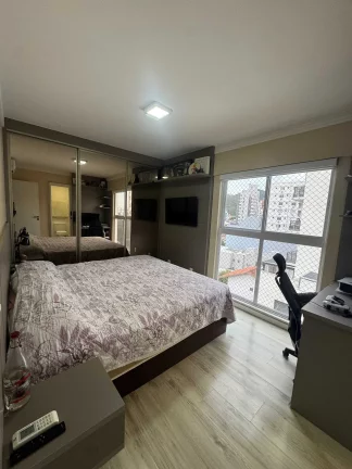 Imagem Apartamento com 2 dormitórios sendo 1 suíte e 1 vaga no bairro Vila Operária em Itajaí