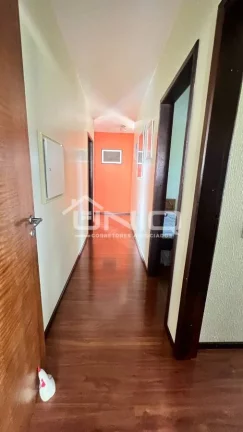 Imagem Casa Suíte + 3 Dormitórios - Vila Isabel