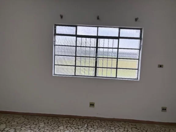 Imagem Sala comercial com um banheiro para alugar na Aviação!