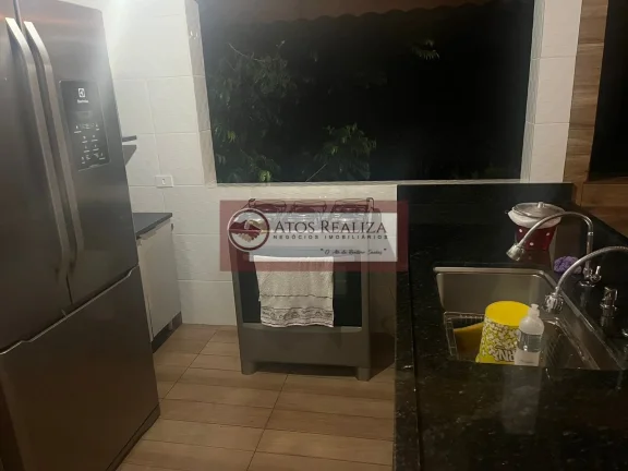 Imagem Casa de 180m² em Jardim das Palmeiras - São Paulo, com 2 dormitórios e 1 suíte por R$ 575.000 para venda e locação