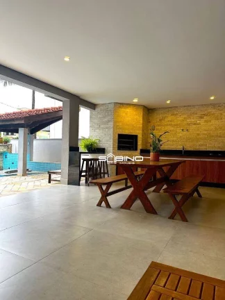 Imagem Casa para Locação, com 5 dormitórios, atende até 13 Pessoas - Riviera de São Lourenço - Bertioga/SP