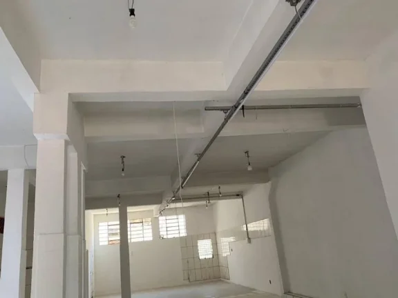 Imagem Alugo Salão Comercial em Sbc. Anchieta