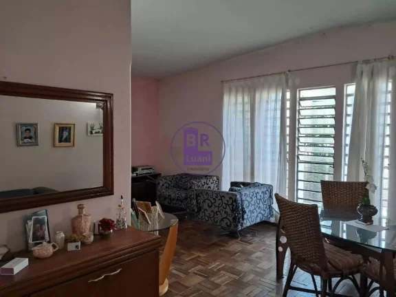 Imagem Casa à venda, 250 m² de construção localizada no Jardim Quebec em Londrina - R$ 750 mil