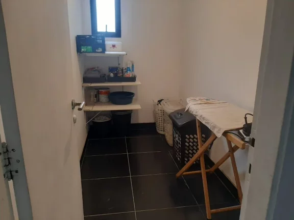 Imagem Apartamento de Luxo no Itaim Bibi: 4 Quartos, 2 Suítes, 3 Banheiros, 3 Vagas - 181m² - São Paulo-SP