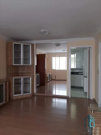 Imagem Apartamento Semi mobiliado, 03 quartos com suíte, no Água Verde/Porão em Curitiba PR