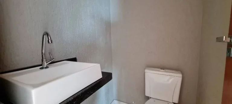 Imagem Duplex estilo contemporâneo em Itaipuaçu Maricá