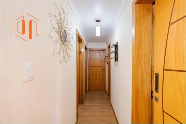 Imagem Apartamento para Venda em Curitiba, Água Verde, 3 dormitórios, 1 banheiro, 1 vaga
