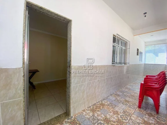 Imagem Casa à venda, 95 m² por R$ 450.000,00 - Pessegueiros - Teresópolis/RJ