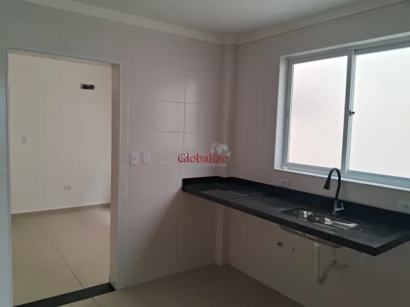 Imagem Bela casa sobreposta duplex recém-construída em Santos no bairro da Aparecida com 3 dormitórios, uma suíte e piscina a venda por R$ 1.175.000,00.