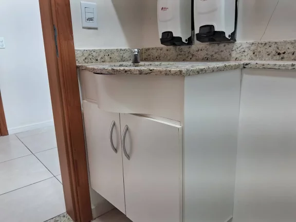 Imagem Sala Comercial no Centro Empresarial Getúlio Vargas, vila aviação, locação