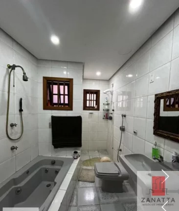 Imagem Casa com 4 Quartos à Venda, 204 m² em Centro - Esteio