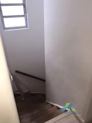 Imagem Excelente sobrado a poucos minutos da estação do metro Conceição e Jabaquara com 5 dormitórios, 2vagas excelente quintal, com ótimo valor!