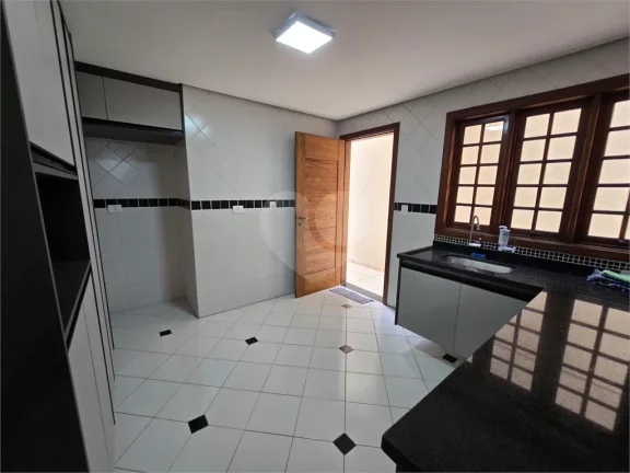 Imagem Casa à venda com 3 quartos, sendo 1 suíte, em Vila São Francisco, São Paulo - SP
