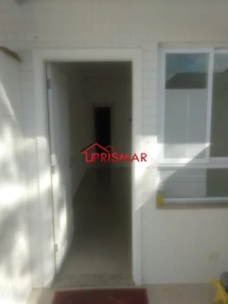 Imagem Sobreposta térrea semi nova 2 dormitórios 1 vaga Aparecida