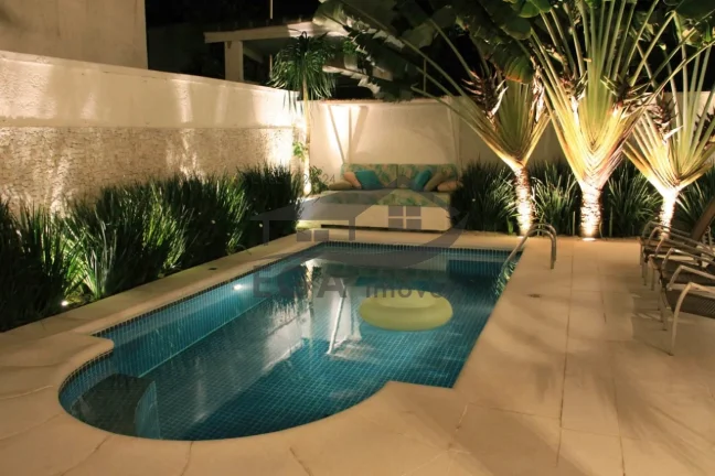 Imagem Casa Avenda Em Condominio de Alto Padrão