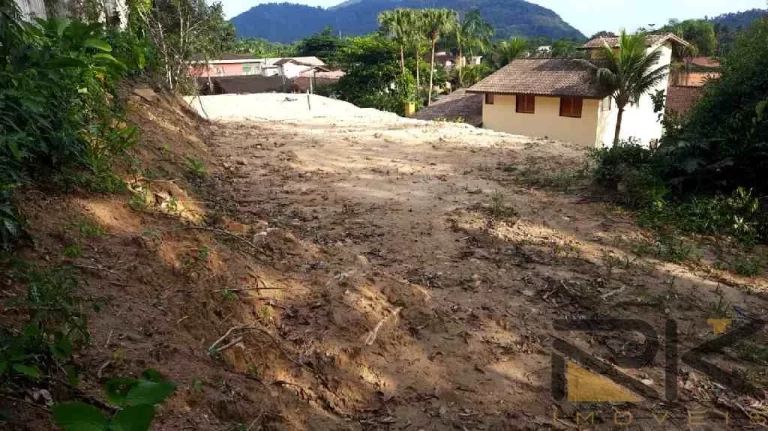 Imagem ÓTIMO TERRENO À VENDA CONDOMÍNIO PEDRA VERDE