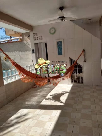 Imagem CASA À VENDA COM 3 SUÍTES ITANHAÉM