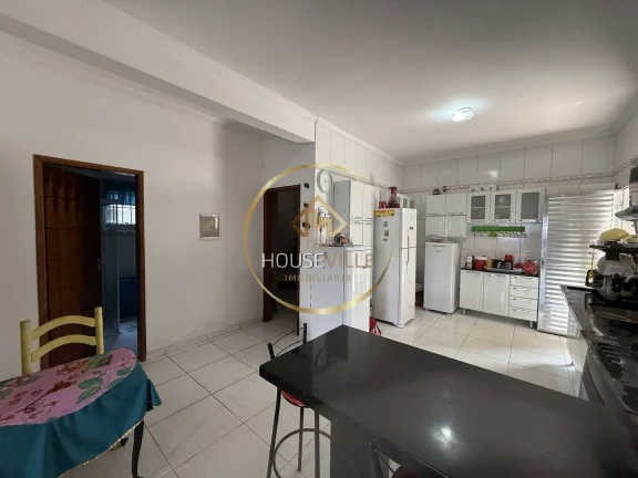 Imagem Casa Sobrado, 5 dormitórios, mais Edícula, Golfinho, Caraguatatuba.