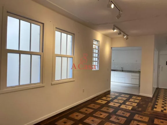 Imagem Apartamento com 2 Dormitorio(s) localizado(a) no bairro Centro Histórico em Porto Alegre / Rio Grande do Sul Ref.:94