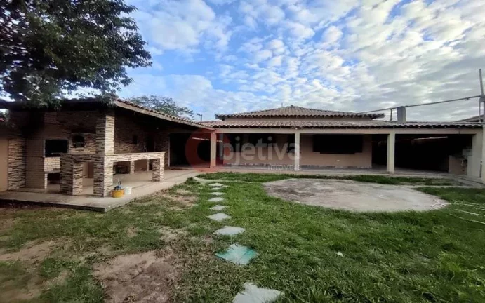 Imagem Casa Independente a venda de 4 quartos - Vila do Pero - Cabo Frio
