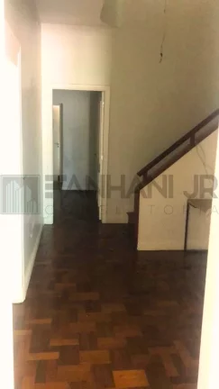 Imagem Aluguel de Casa Comercial no Jardim América, São Paulo-SP: 8 salas, 20 vagas de garagem, 500 m² de área.
