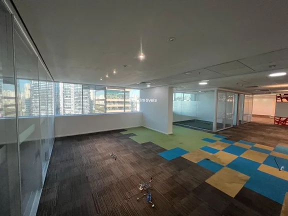 Imagem Sala Comercial na Vila Nova Conceição com 787,26m²
