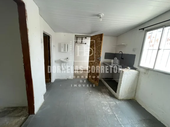 Imagem Oportunidade! Terreno + 3 Casas Prontas para Morar ou Alugar