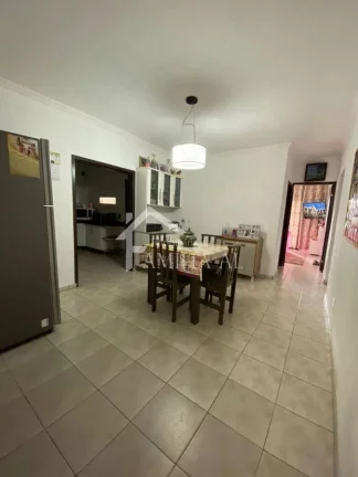 Imagem CASA DE LAJE NO MORRO DO MEIO
