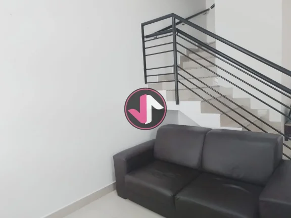 Imagem Casa dos Sonhos à Venda em Cuiabá  Condomínio Malibu Residence Encante-se com esta casa moderna...