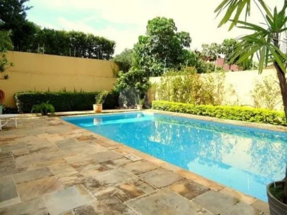 Imagem Sobrado à venda com 4 quartos, sendo 4 suítes, em Jardim Guedala, São Paulo - SP