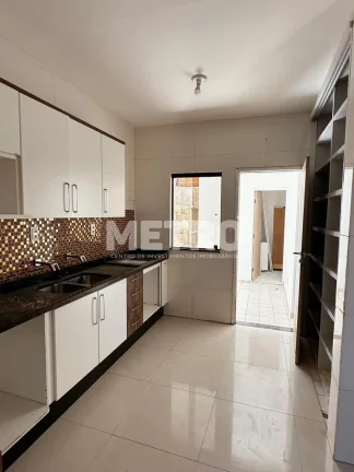 Imagem Casa à venda orla de Petrolina com 4 quartos sendo 2 suítes