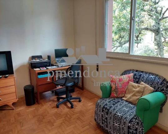 Imagem Apartamento reformado perto da PUC com 3 quartos e 1 vaga, 109m²