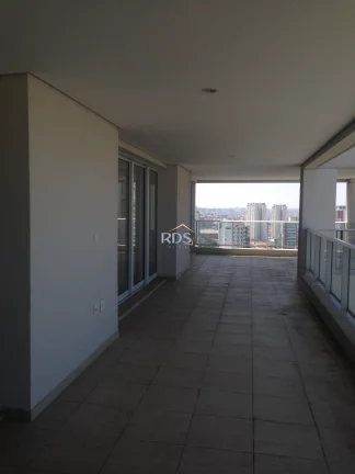 Imagem Vende Cobertura de 606m² com 4 suítes, 5 vagas e depósito privativo no Campo Belo.