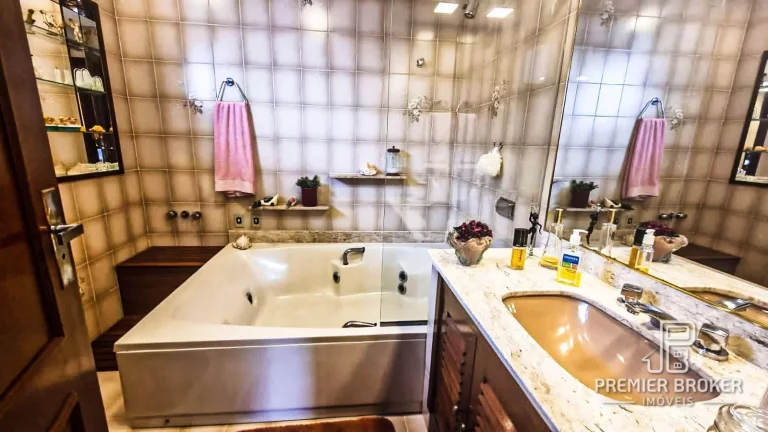 Imagem Casa à venda, 172 m² por R$ 1.700.000,00 - Granja Guarani - Teresópolis/RJ