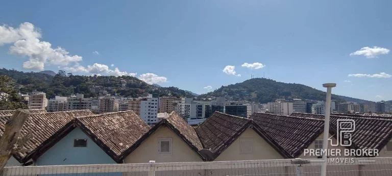 Imagem Casa à venda, 80 m² por R$ 360.000,00 - Cascata Guarani - Teresópolis/RJ