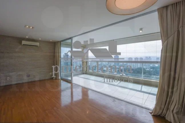 Imagem Apartamento com 146m², face norte, em andar alto com vista incrível para o Parque da Água Branca .