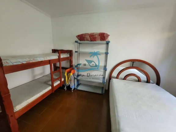 Imagem Apartamento térreo a venda na Praia Grande em Ubatuba, 50 metros da Orla.