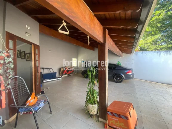 Imagem Casa à venda 3 Quartos, 2 Vagas, 330M², Califórnia, Londrina - PR