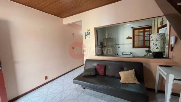 Imagem Belíssima casa em condomínio com 2 quartos a venda - Ogiva - Cabo Frio