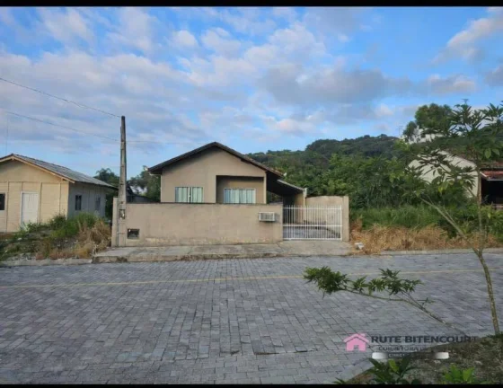 Imagem Excelente Casa em Alvenaria - Itinga - Araquari -SC