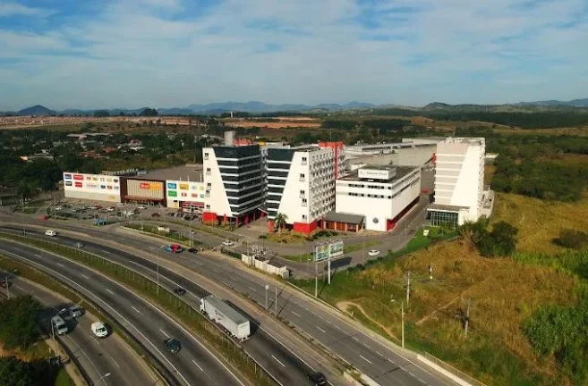 Imagem Sala Comercial para Locação em Itaboraí, Três Pontes, 1 banheiro, 1 vaga