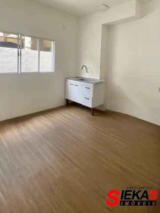 Imagem Salão Comercial para Locação em São Paulo-SP, Vila Regente Feijó! 2 Banheiros, 1 Vaga de Garagem!