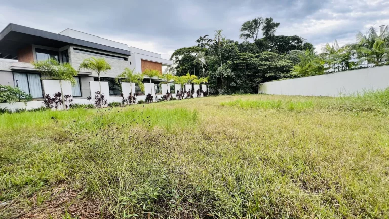 Imagem Encantador terreno à venda no Módulo 12 da Riviera de São Lourenço