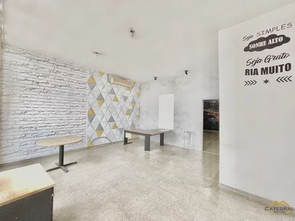 Imagem Salão Comercial com 5 salas 320m² para Locação por R$6.800,00 no Centro de Jundiaí/SP