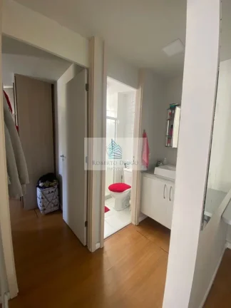Imagem Imperdível oportunidade de investimento: Apartamento de 2 quartos na Taquara, Rio de Janeiro-RJ, com 51m² e vaga de garagem.