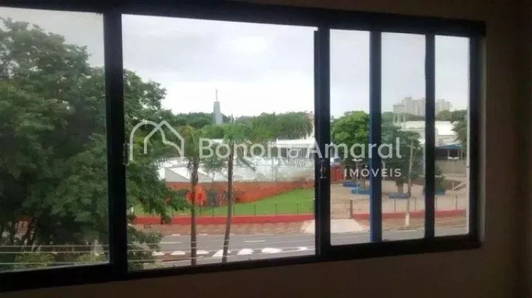 Imagem Com 2 quartos, sala, banheiro social, cozinha e área de serviço. Sem elevador (3º andar), 1 vaga ...