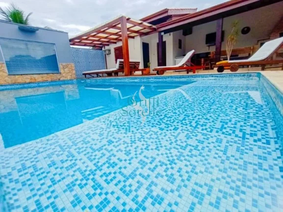 Casa Mobiliada à venda em Condomínio Fechado em Horto Florestal - Ubatuba/SP.